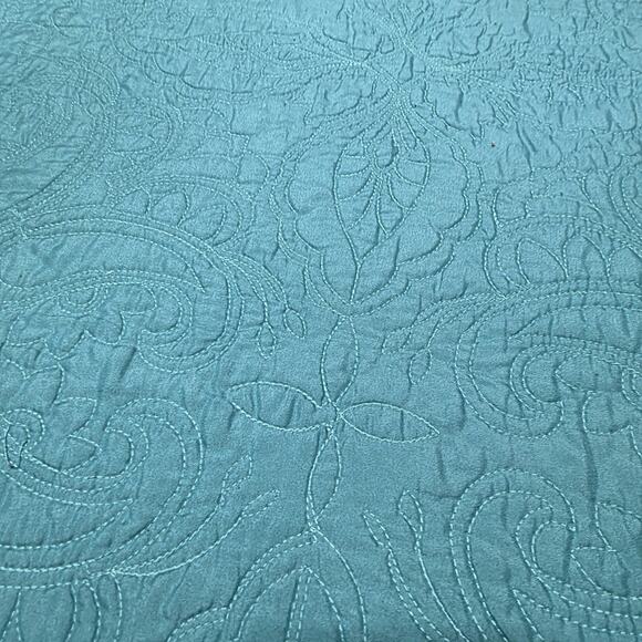 American Pacific Twin Quilt Southwest Teal 84" x 68" - Picture 8 of 16